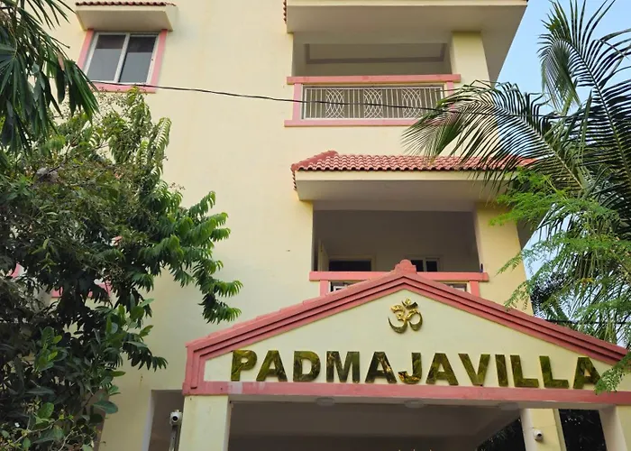 Sugathi Gardenia Premium Villa Hotel